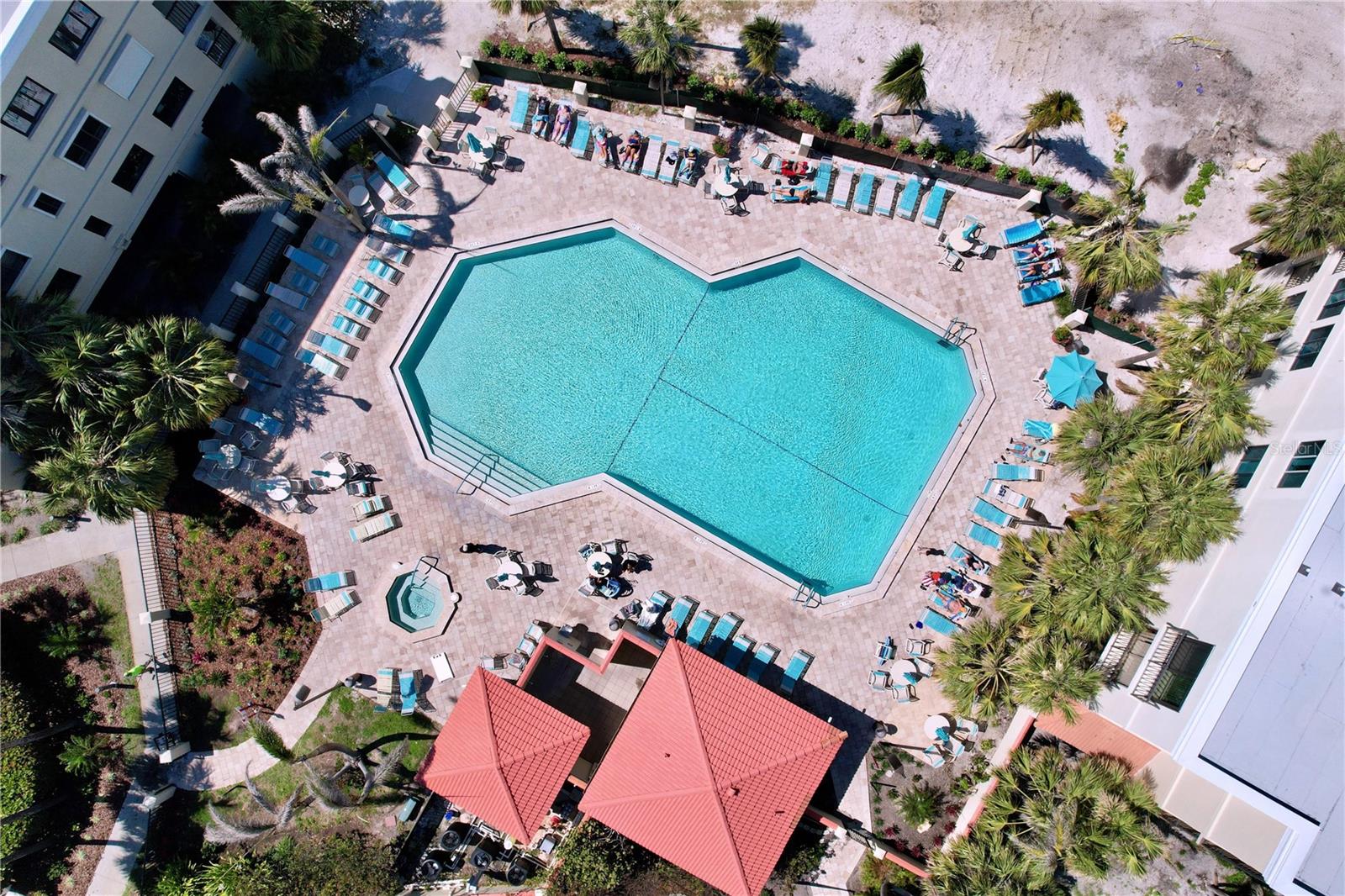 7564 BAYSHORE DR #302, TREASURE ISLAND, FL, 33706