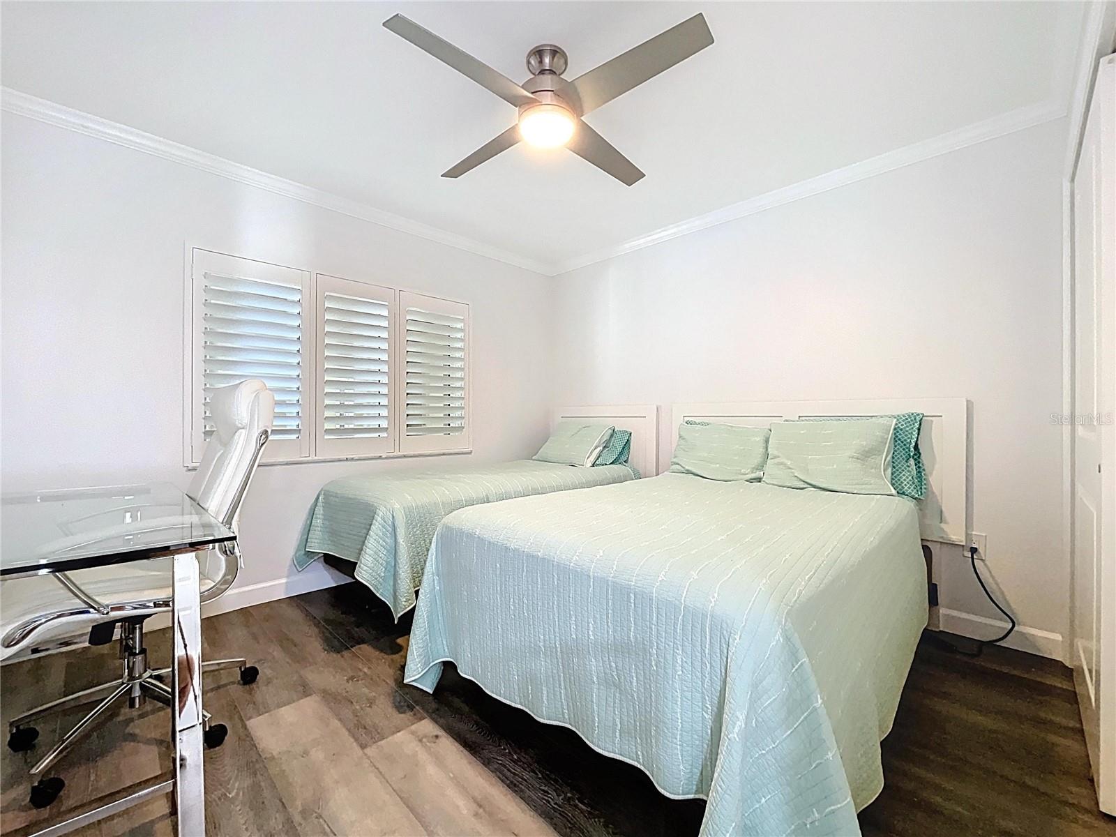 7564 BAYSHORE DR #302, TREASURE ISLAND, FL, 33706