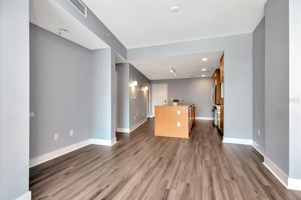 1208 E KENNEDY BLVD #612, TAMPA, FL, 33602