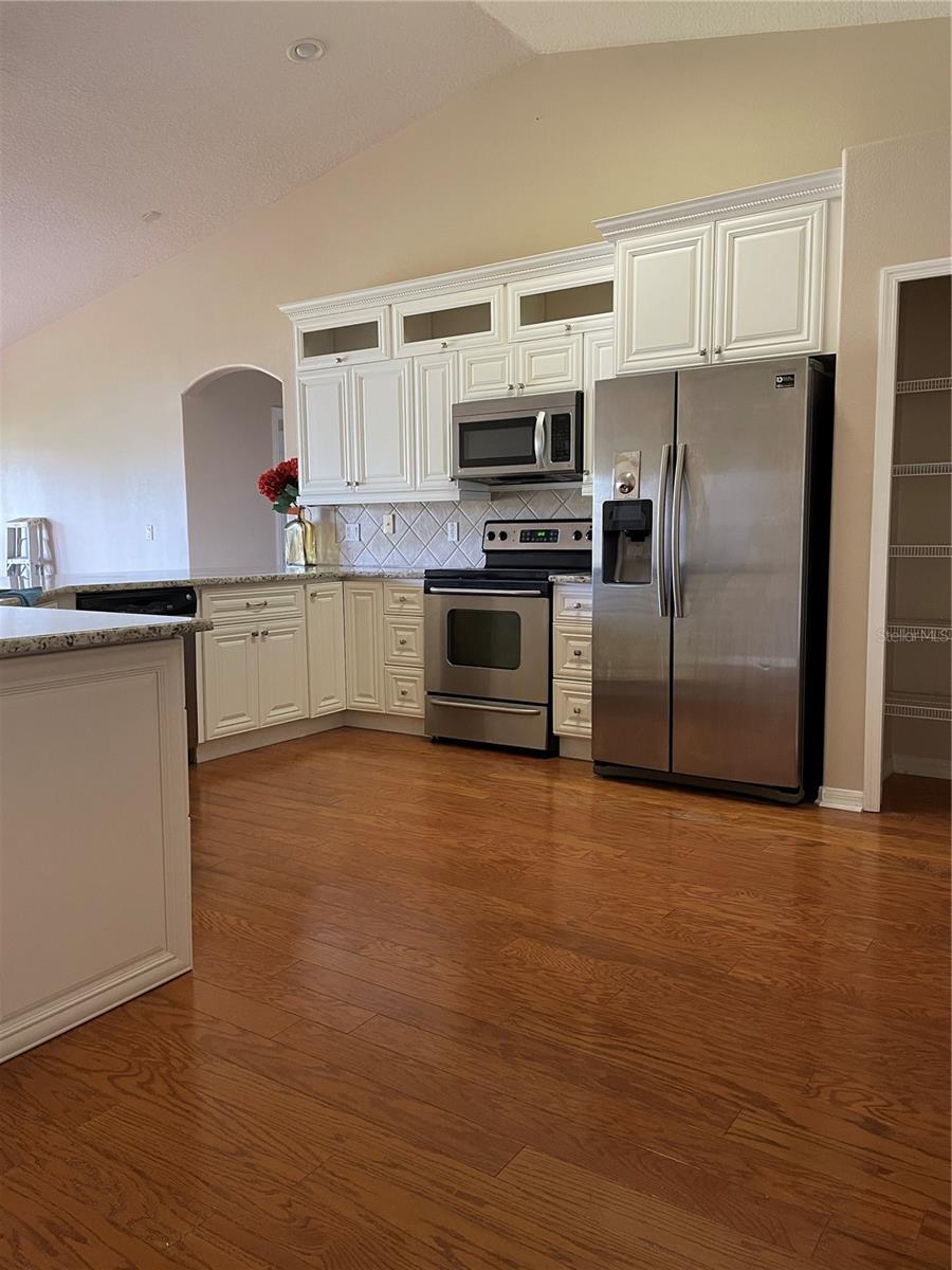 1984 THE OAKS BLVD BLVD, KISSIMMEE, FL, 34746