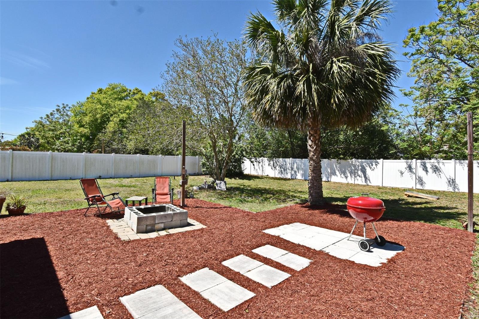 10 LILAC DR, DEBARY, FL, 32713