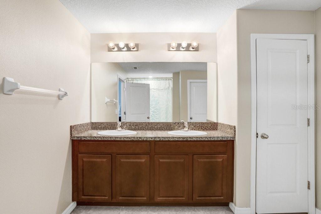 15507 CAYNOR ASH LN, SUN CITY CENTER, FL, 33573