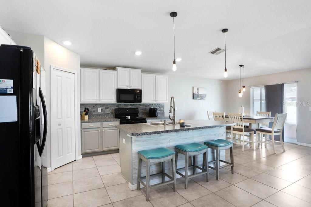 15507 CAYNOR ASH LN, SUN CITY CENTER, FL, 33573