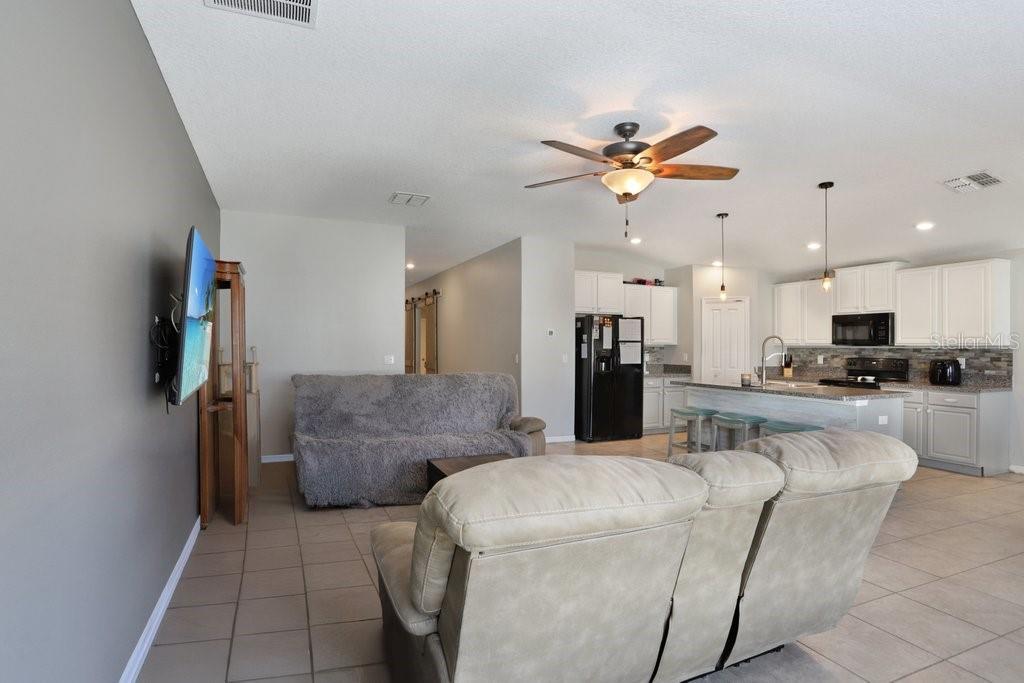 15507 CAYNOR ASH LN, SUN CITY CENTER, FL, 33573