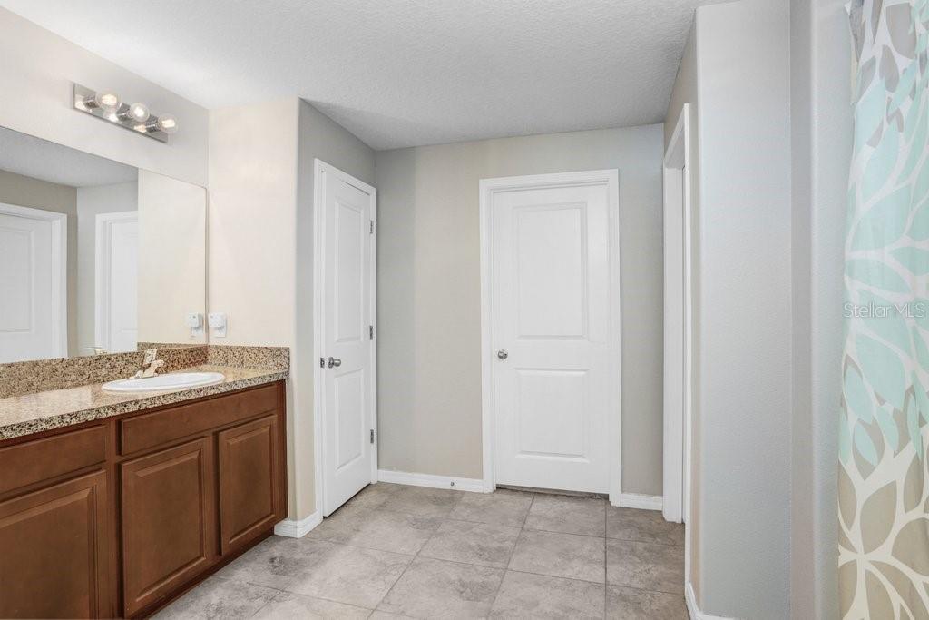 15507 CAYNOR ASH LN, SUN CITY CENTER, FL, 33573