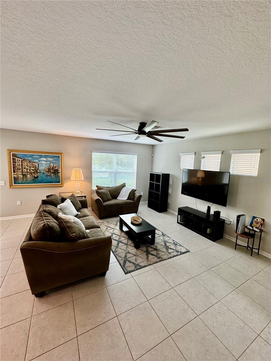 2919 E 31ST AVE, TAMPA, FL, 33610