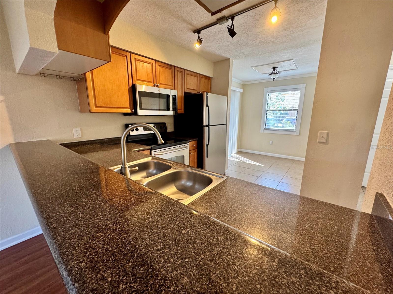 10155 SAILWINDS BLVD S #104, LARGO, FL, 33773