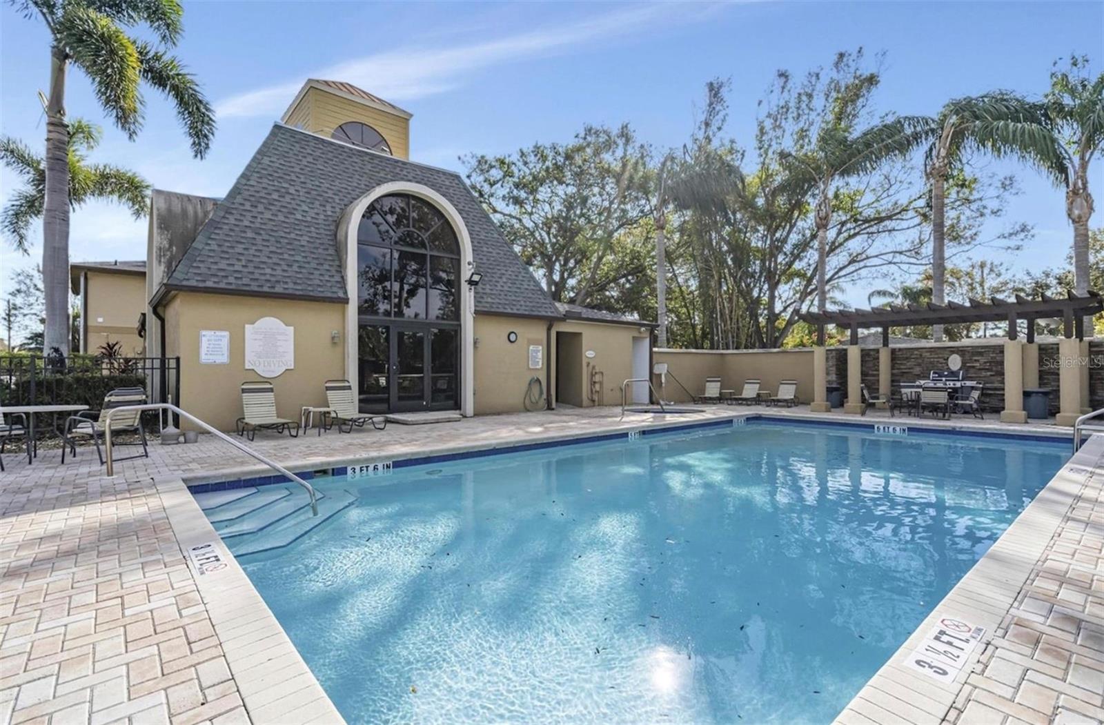 10155 SAILWINDS BLVD S #104, LARGO, FL, 33773