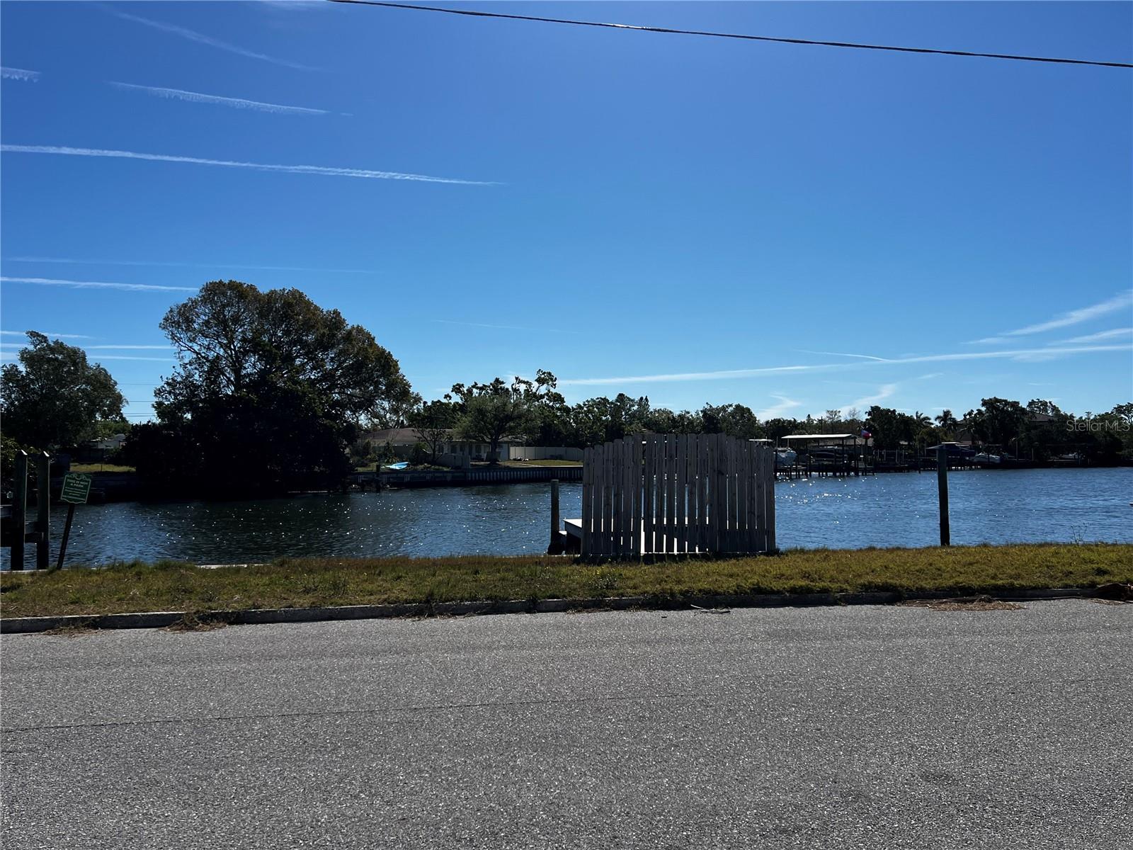 4005 S SUNRISE DR S, ST PETERSBURG, FL, 33705