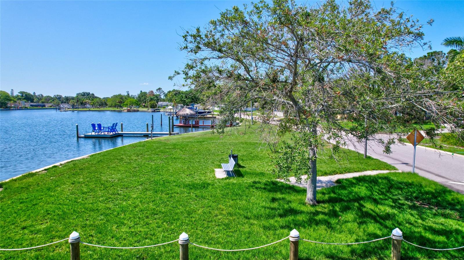 4005 S SUNRISE DR S, ST PETERSBURG, FL, 33705
