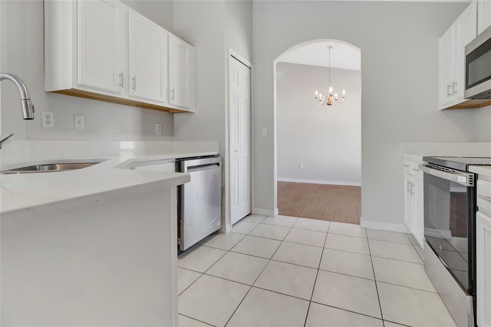 4703 GOLDEN BEACH CT, KISSIMMEE, FL, 34746