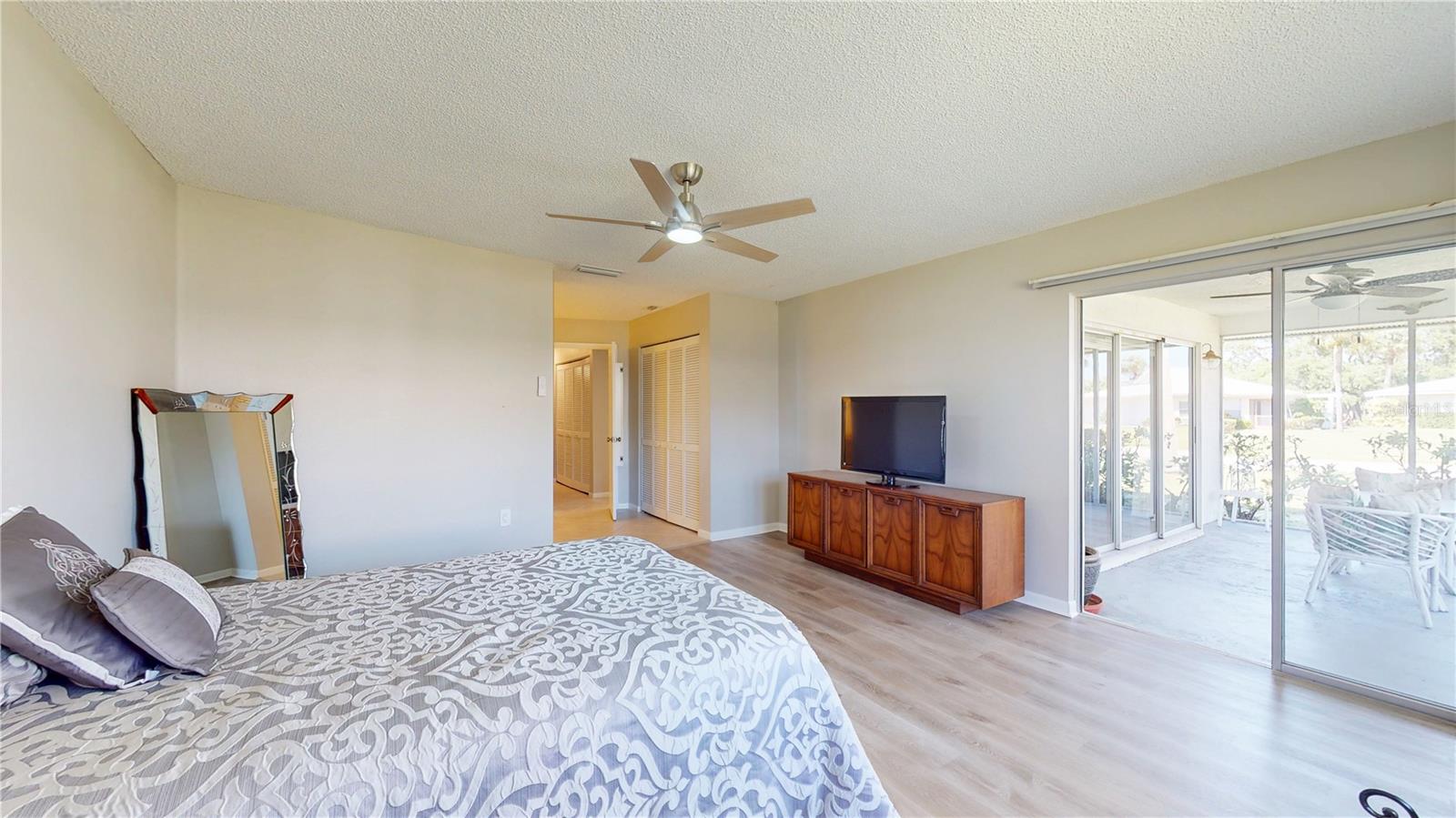4201 CENTER GATE LN #1, SARASOTA, FL, 34233