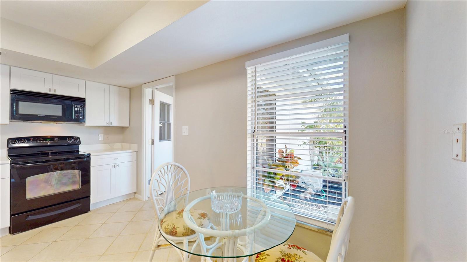 4201 CENTER GATE LN #1, SARASOTA, FL, 34233