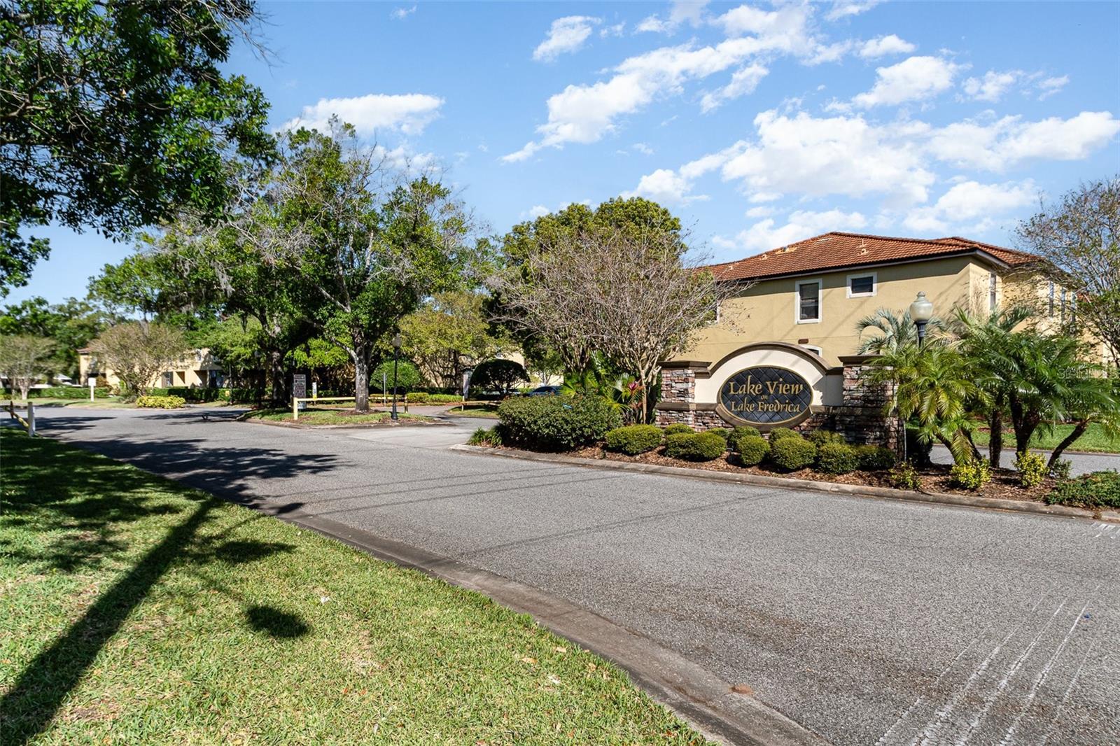 6020 SCOTCHWOOD GLN #202, ORLANDO, FL, 32822