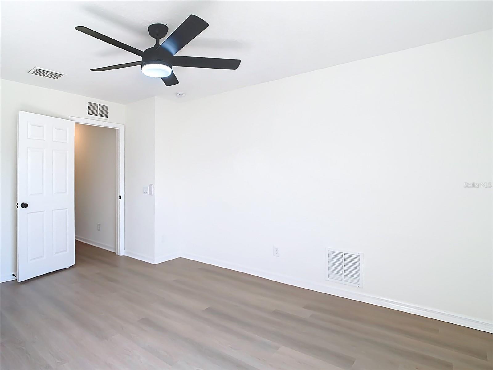 10818 BREAKING ROCKS DR, TAMPA, FL, 33647