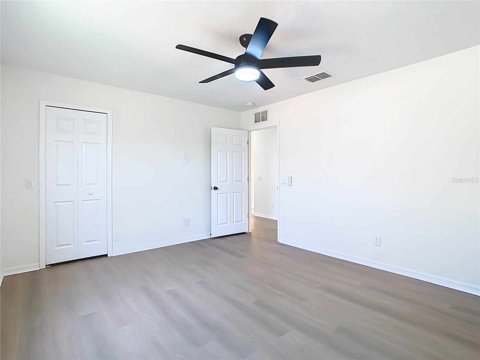10818 BREAKING ROCKS DR, TAMPA, FL, 33647