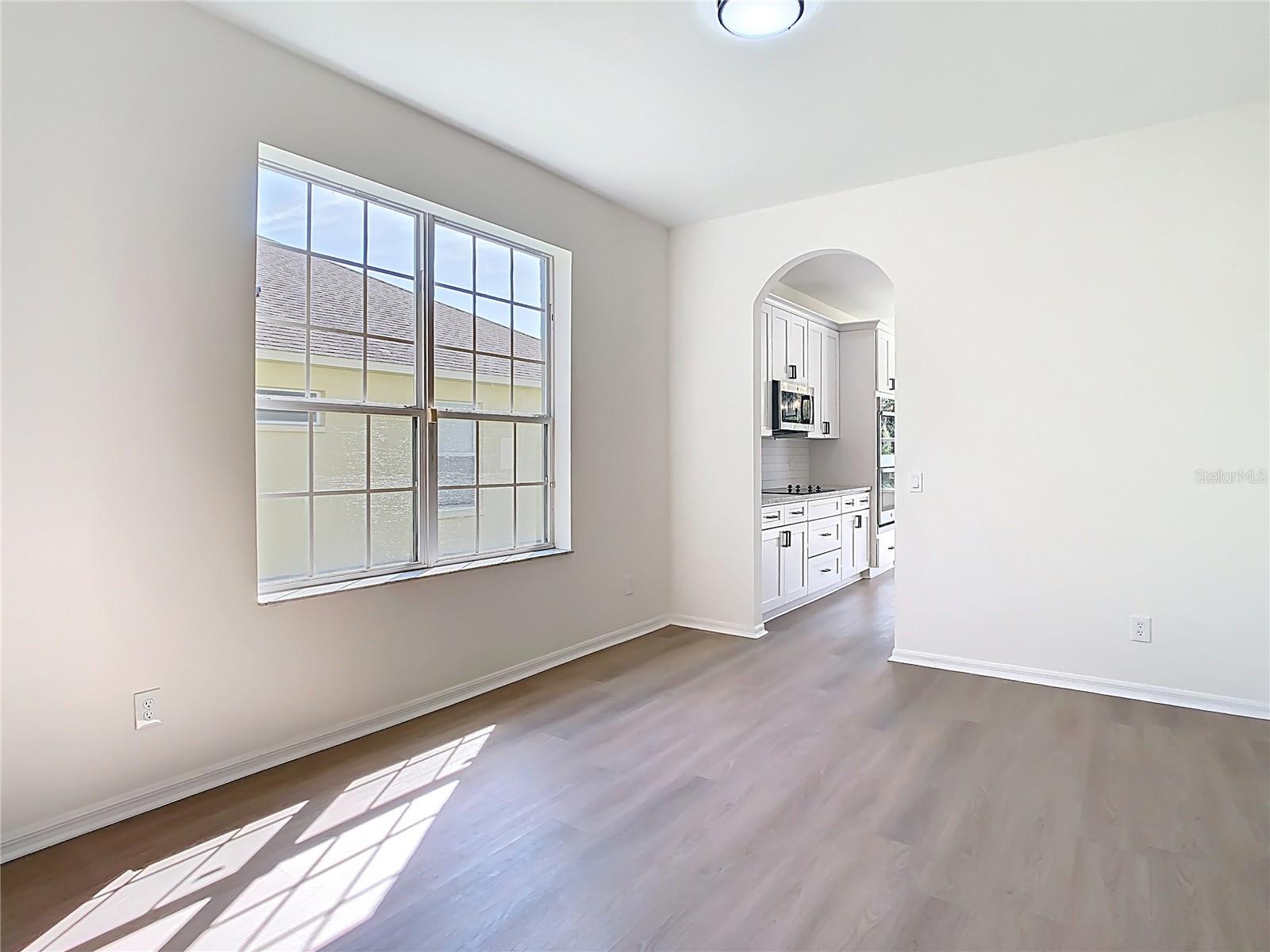 10818 BREAKING ROCKS DR, TAMPA, FL, 33647