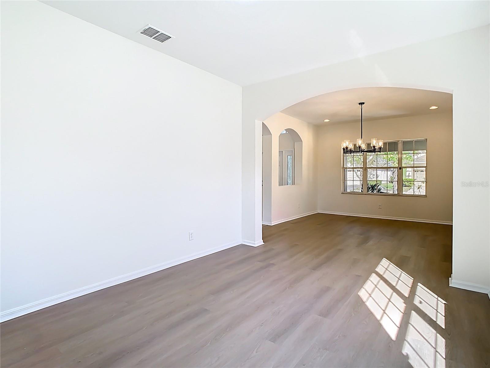 10818 BREAKING ROCKS DR, TAMPA, FL, 33647