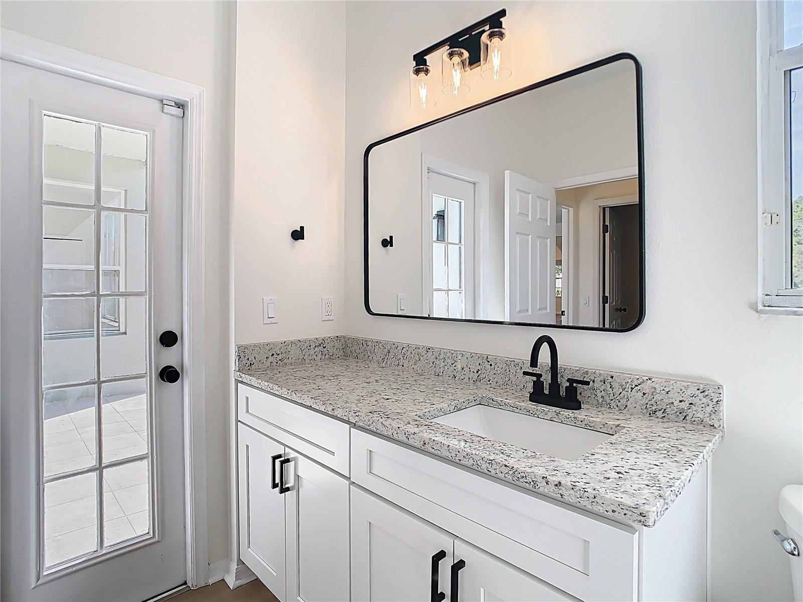 10818 BREAKING ROCKS DR, TAMPA, FL, 33647