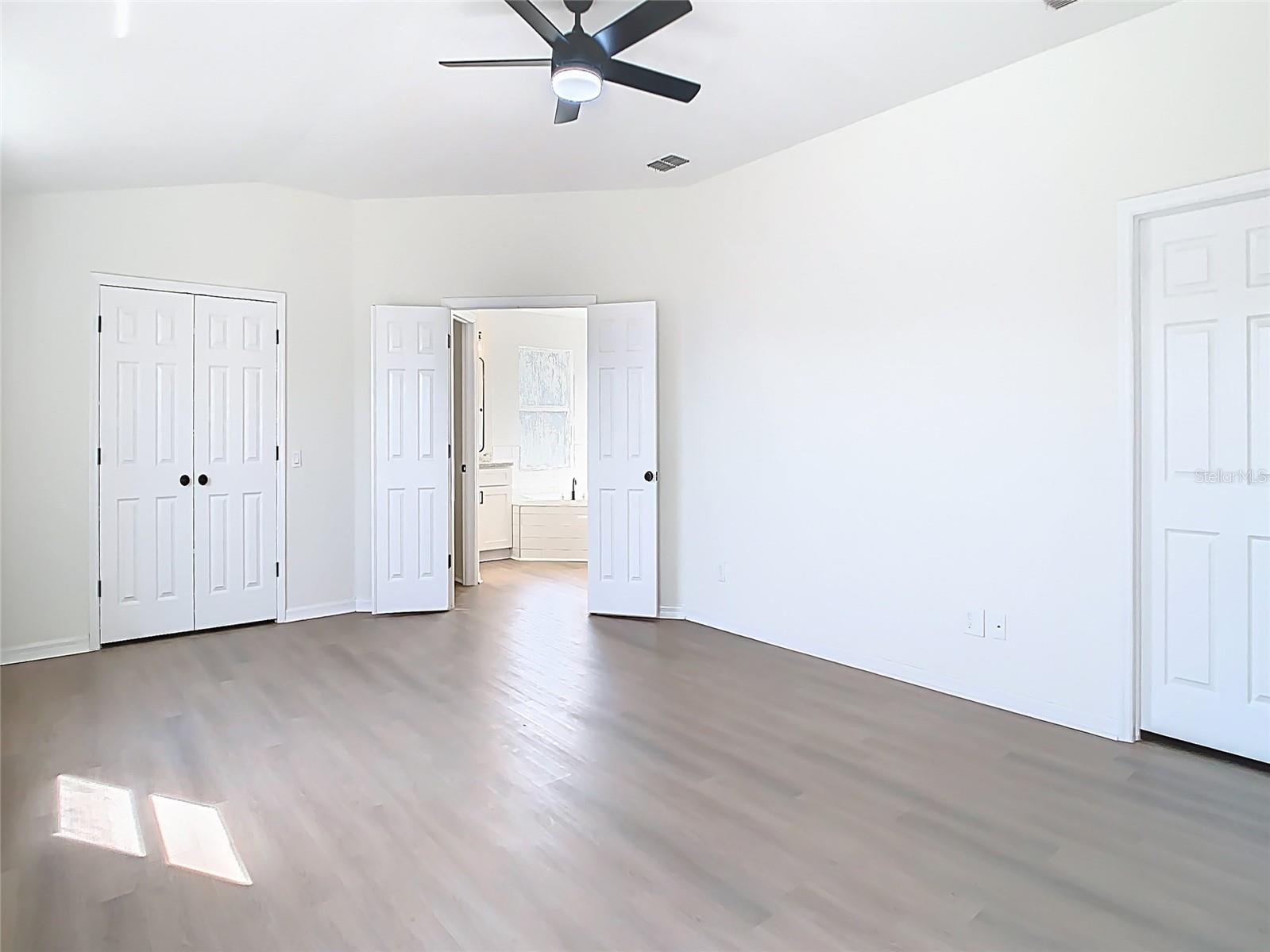 10818 BREAKING ROCKS DR, TAMPA, FL, 33647