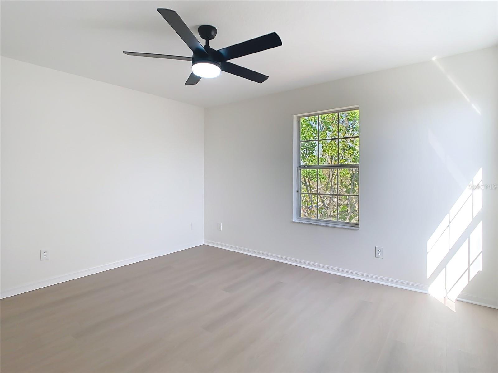 10818 BREAKING ROCKS DR, TAMPA, FL, 33647