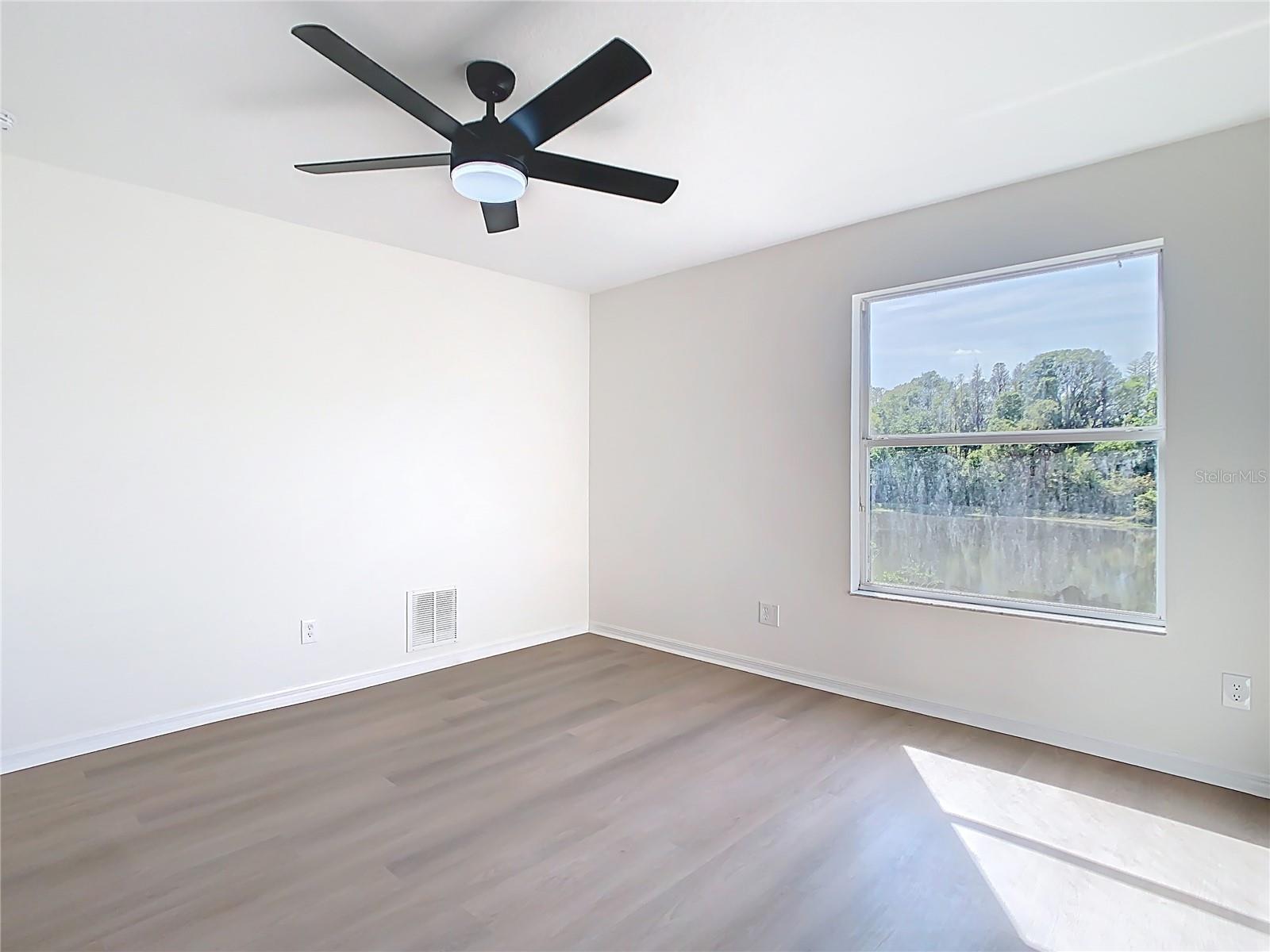 10818 BREAKING ROCKS DR, TAMPA, FL, 33647