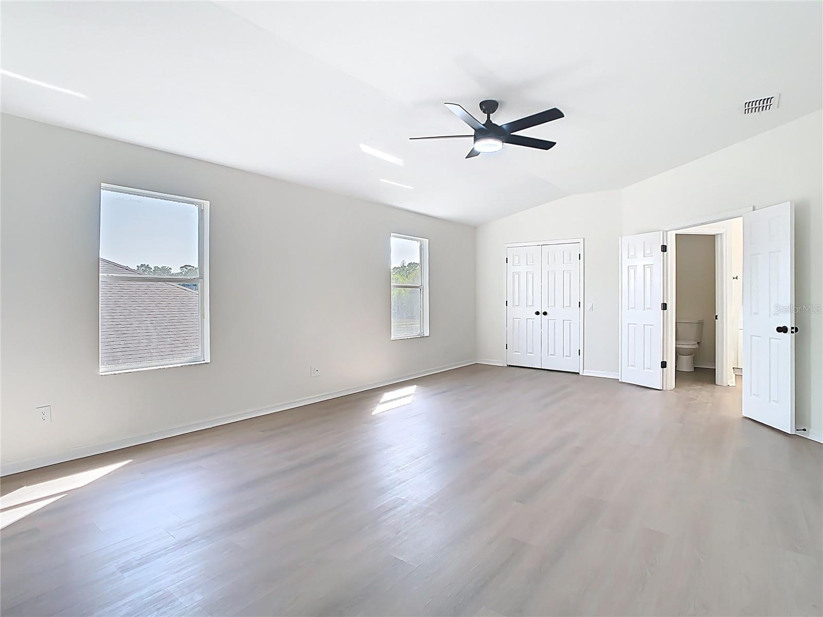 10818 BREAKING ROCKS DR, TAMPA, FL, 33647