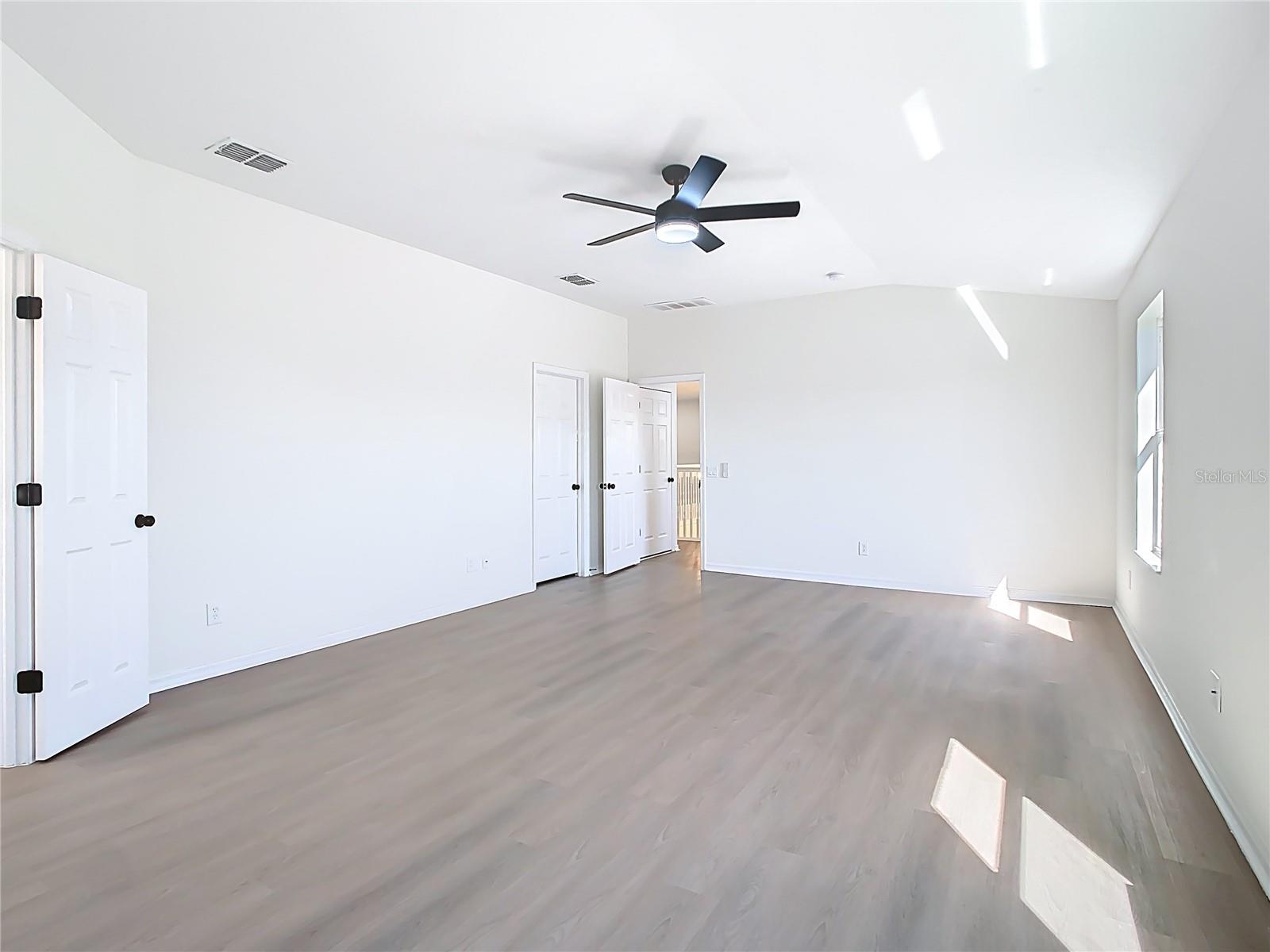 10818 BREAKING ROCKS DR, TAMPA, FL, 33647