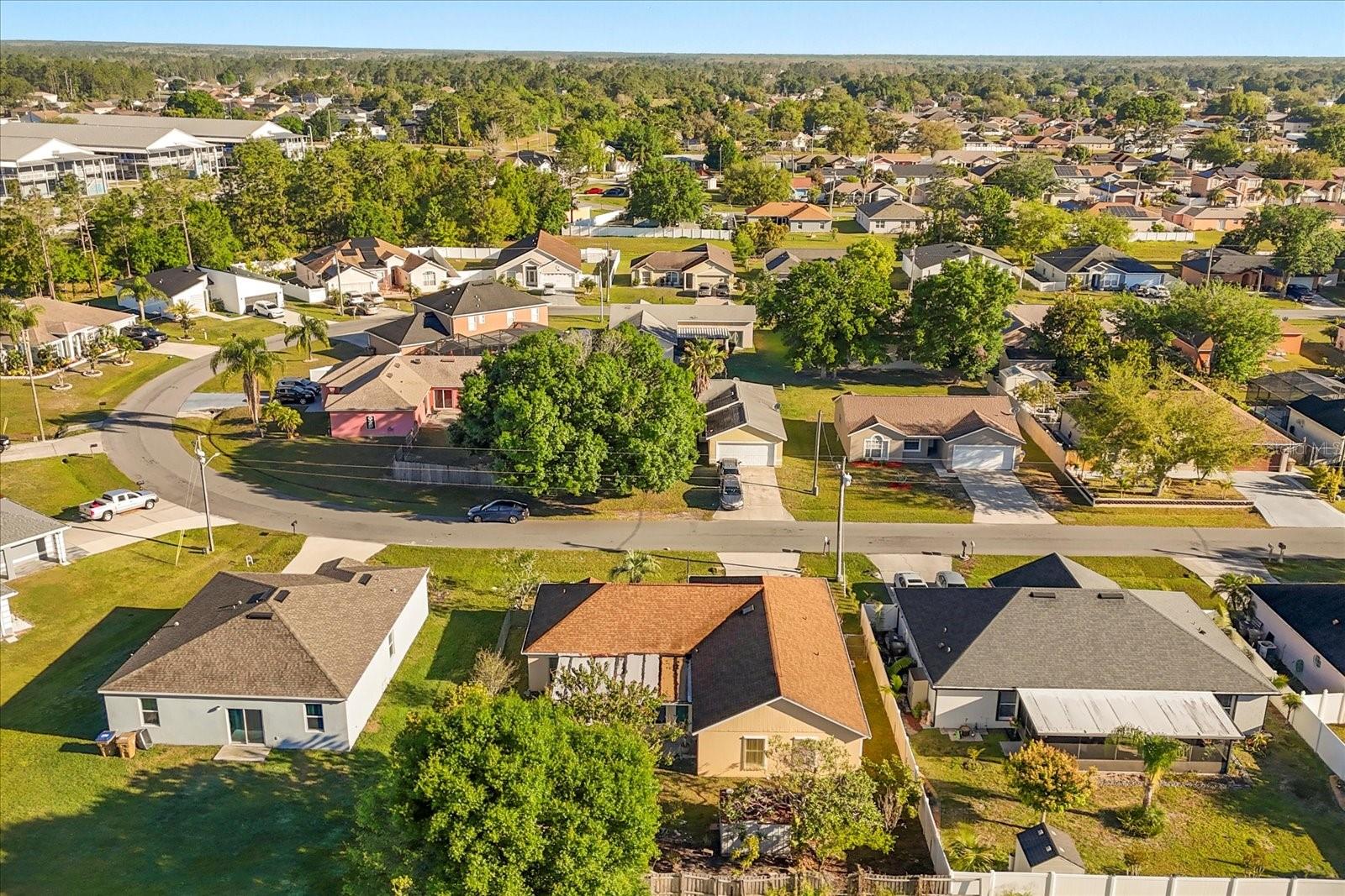 121 BARRINGTON DR, KISSIMMEE, FL, 34758
