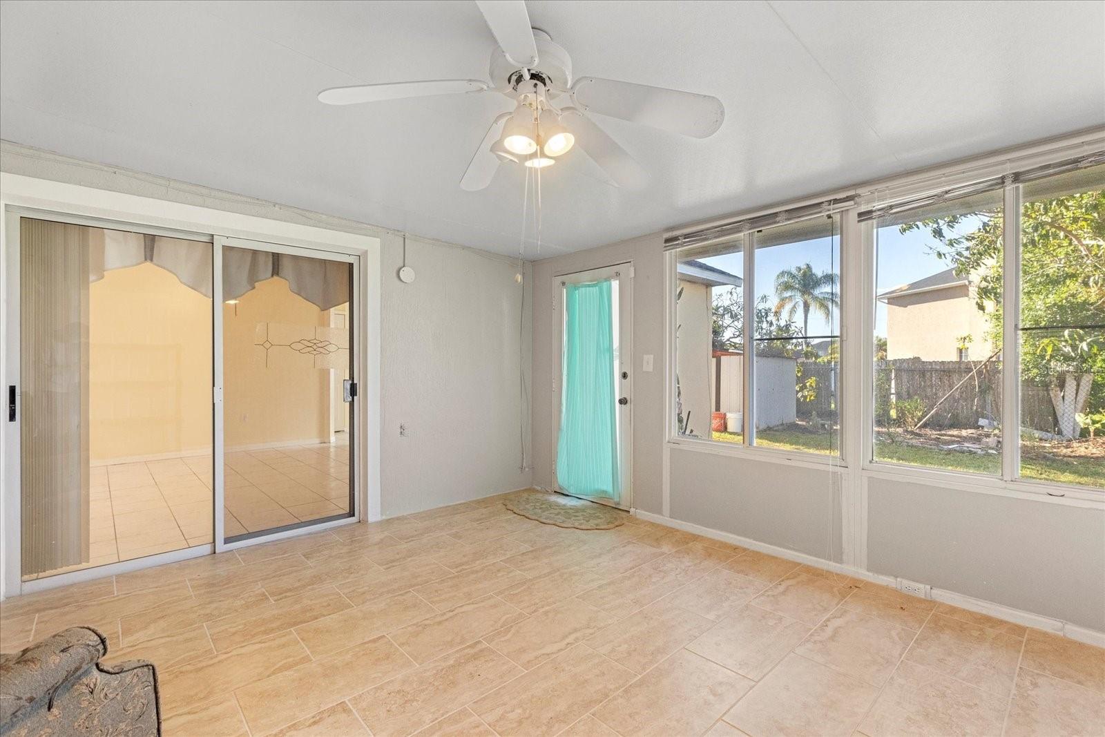 121 BARRINGTON DR, KISSIMMEE, FL, 34758