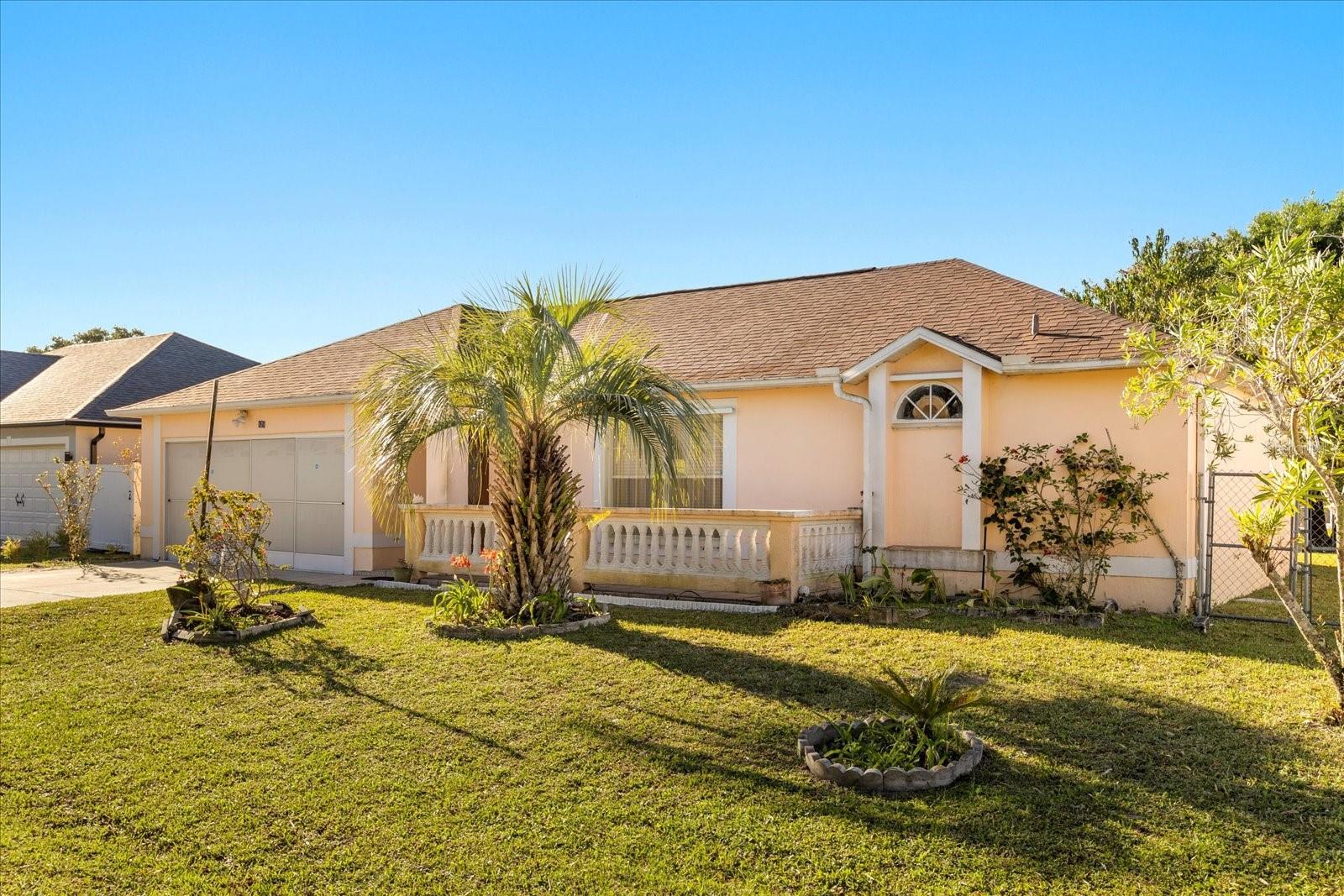 121 BARRINGTON DR, KISSIMMEE, FL, 34758