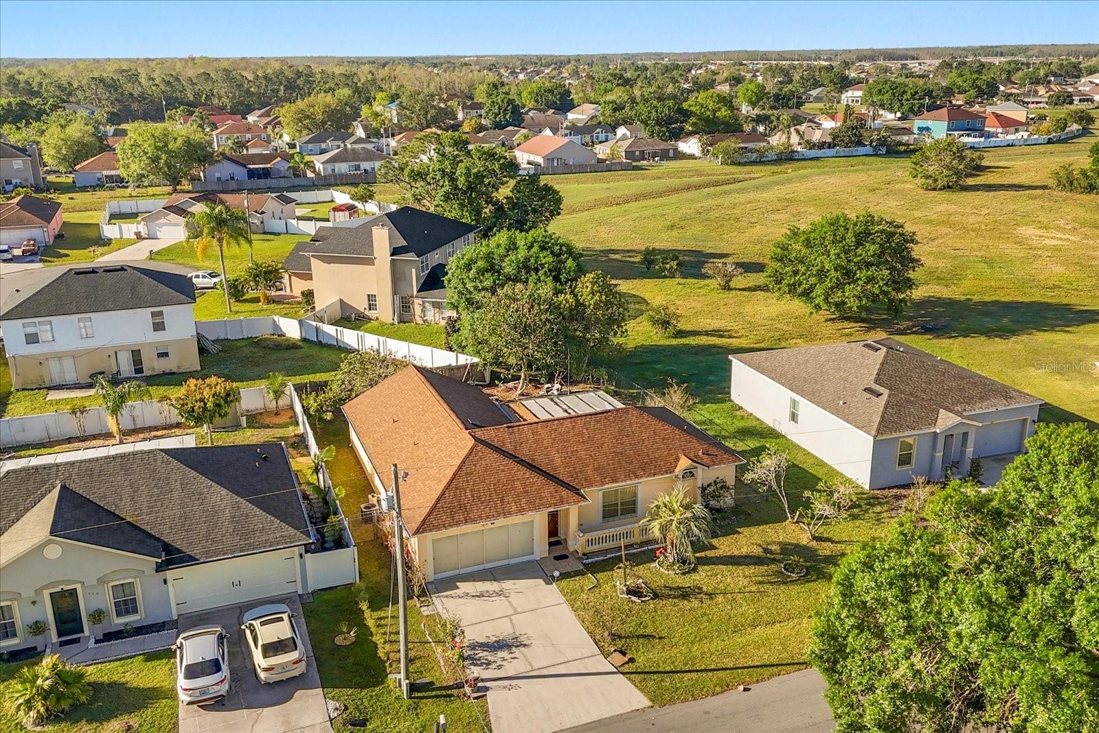 121 BARRINGTON DR, KISSIMMEE, FL, 34758