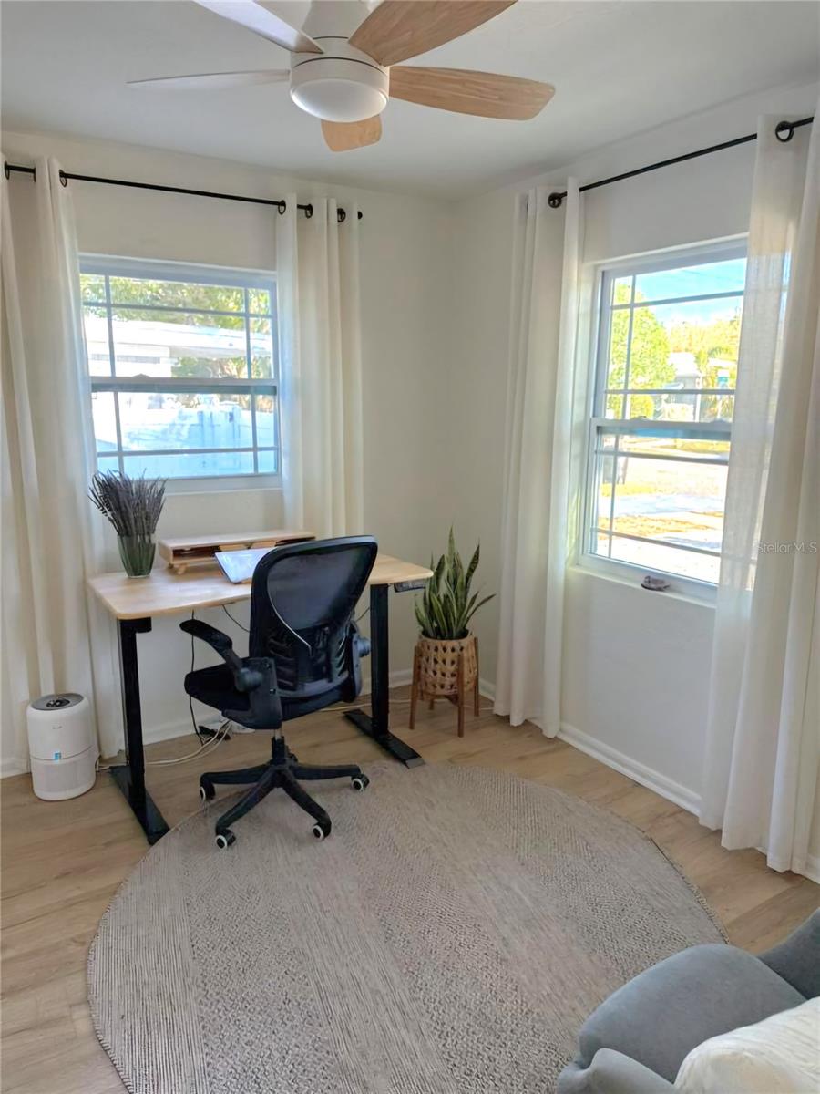 801 53RD TER N, ST PETERSBURG, FL, 33703