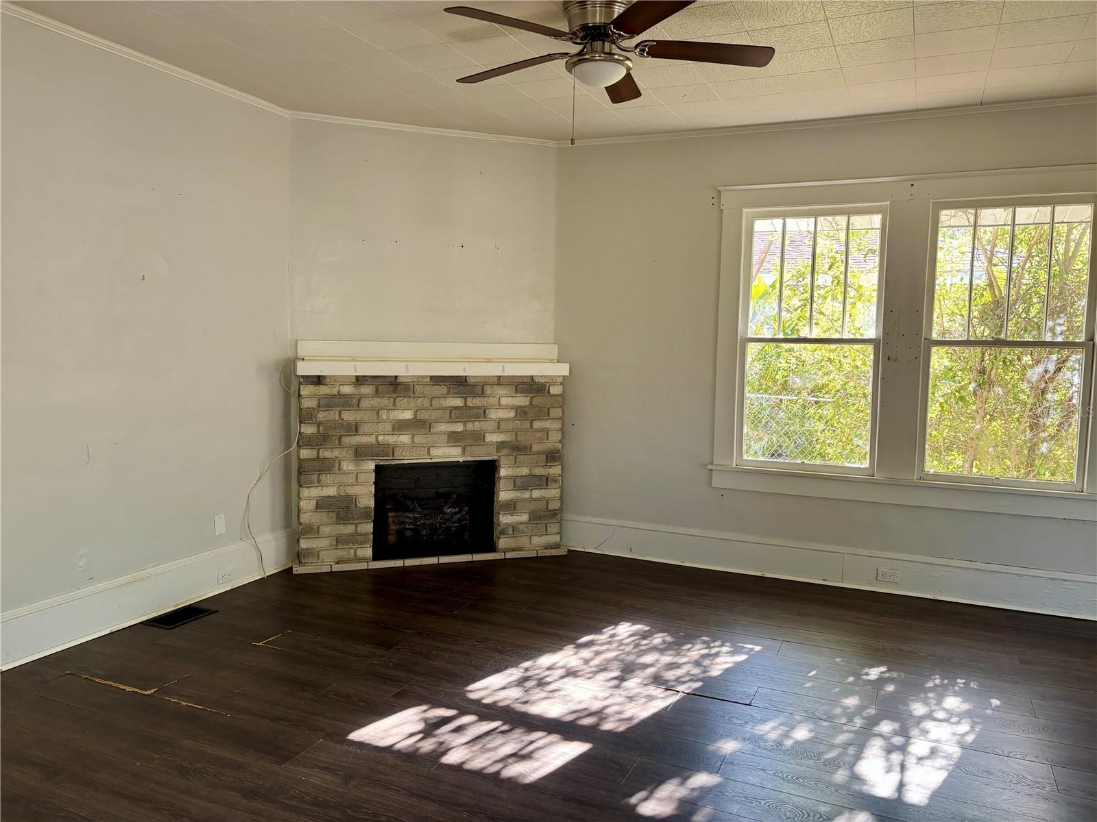 2530 9TH AVE W, BRADENTON, FL, 34205