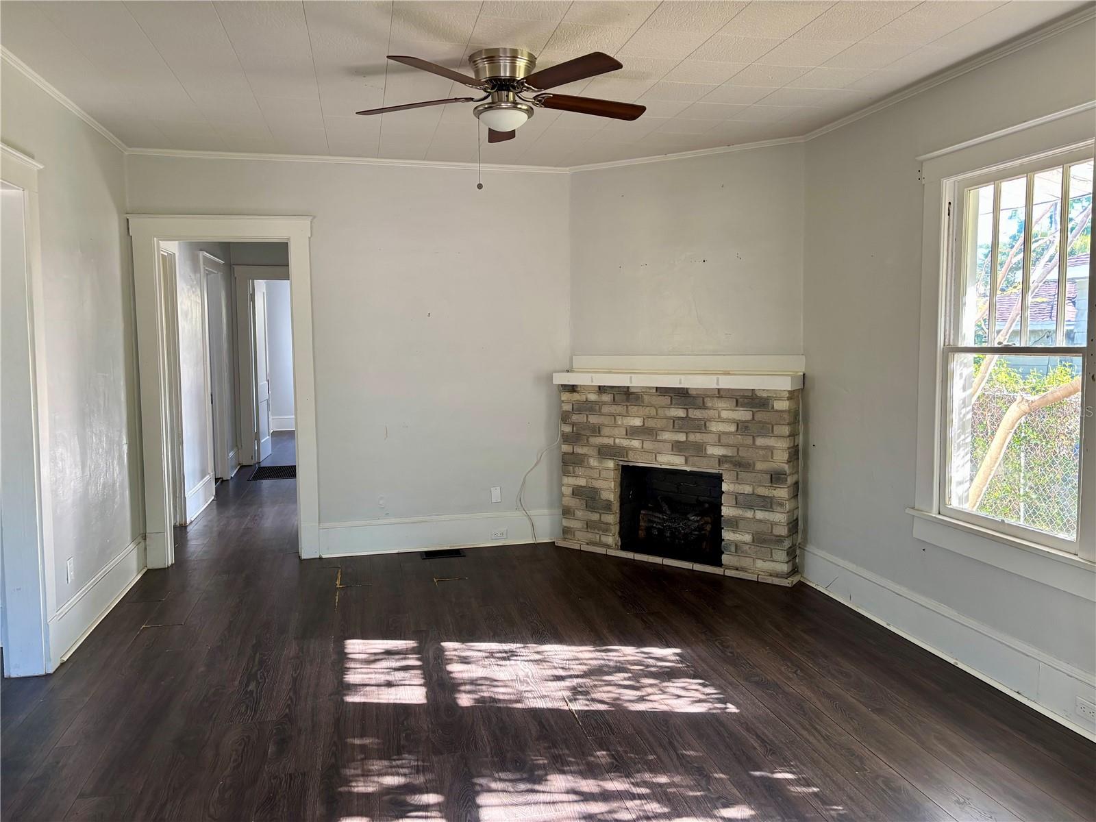 2530 9TH AVE W, BRADENTON, FL, 34205