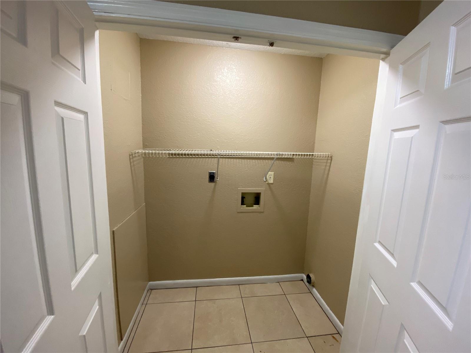 594 HATFIELD RD, WINTER HAVEN, FL, 33880