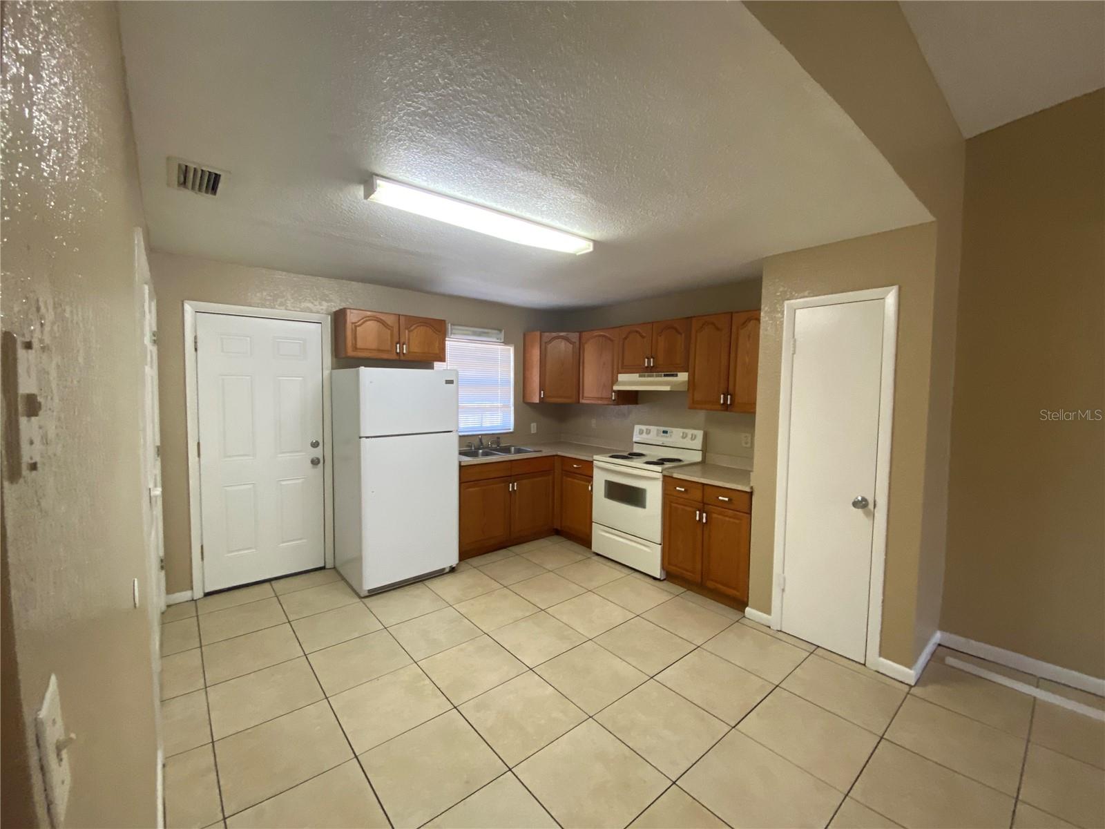 594 HATFIELD RD, WINTER HAVEN, FL, 33880