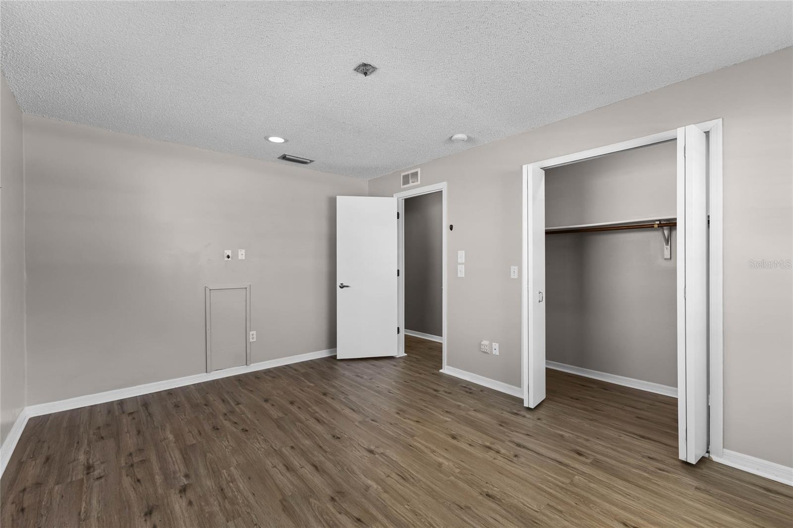 2072 MONTEREY DR, DELTONA, FL, 32738