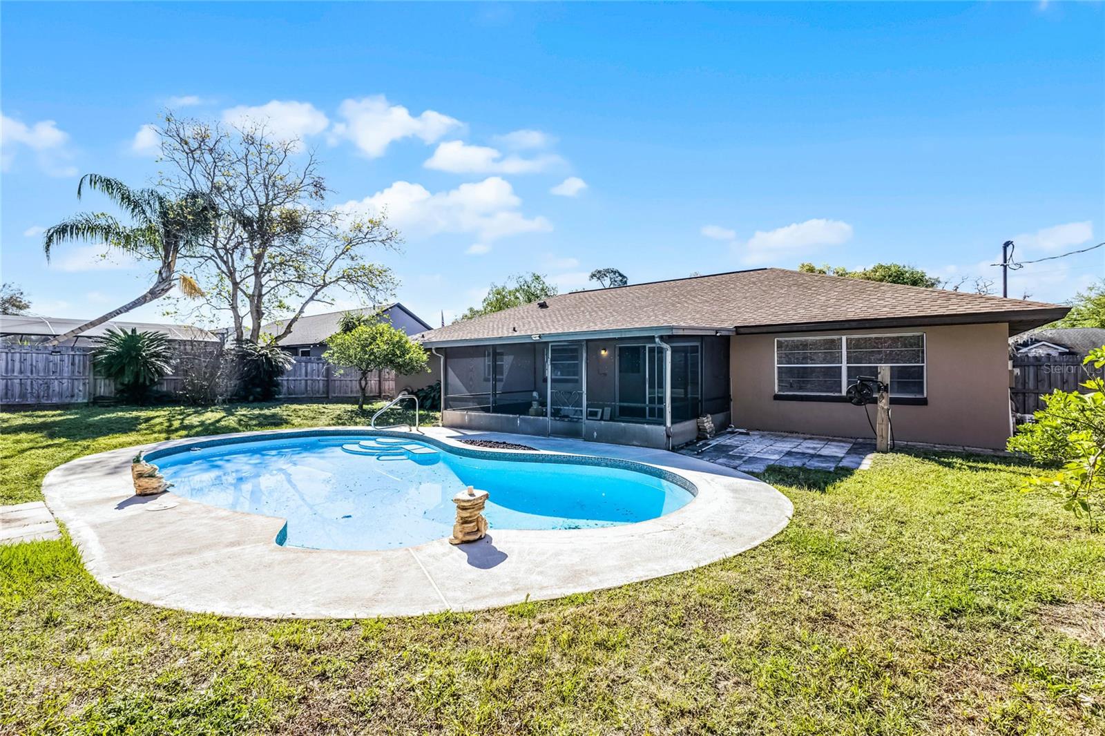 2072 MONTEREY DR, DELTONA, FL, 32738