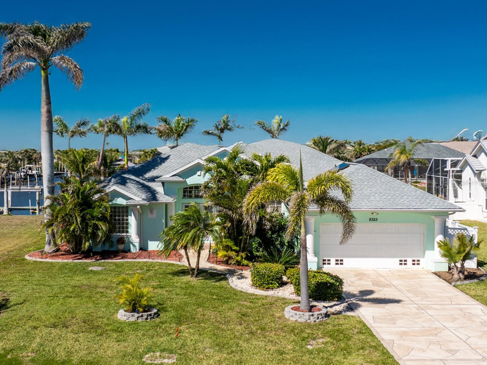 9325 SAINT PAUL DR, PORT CHARLOTTE, FL, 33981