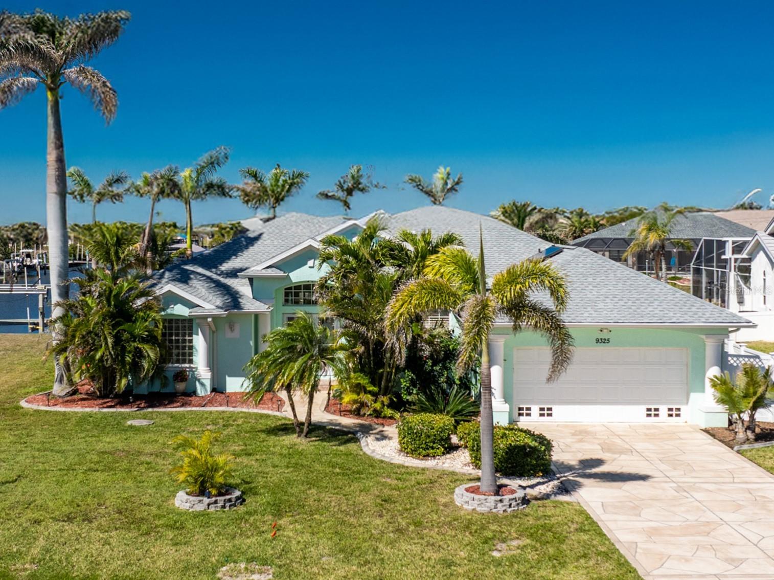 9325 SAINT PAUL DR, PORT CHARLOTTE, FL, 33981