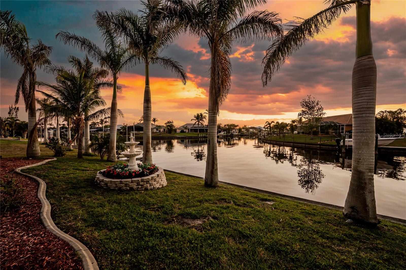 9325 SAINT PAUL DR, PORT CHARLOTTE, FL, 33981