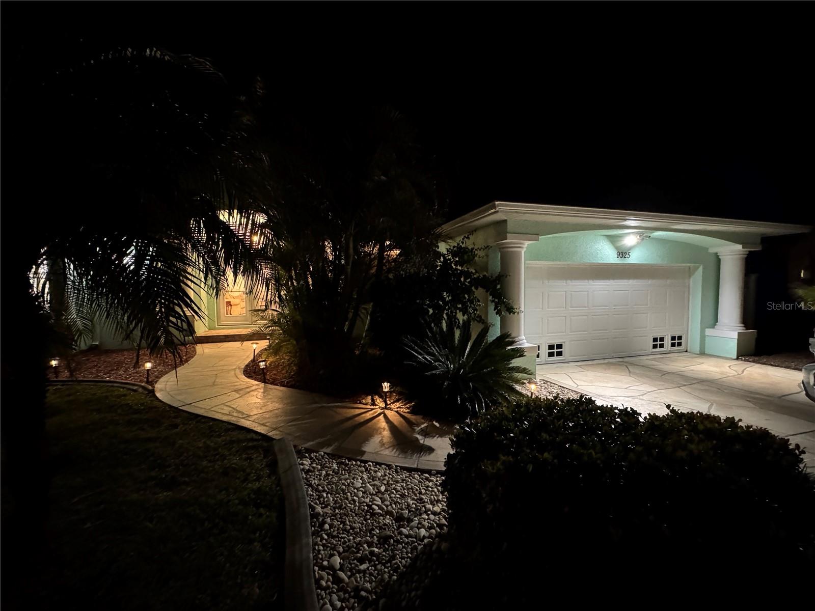 9325 SAINT PAUL DR, PORT CHARLOTTE, FL, 33981