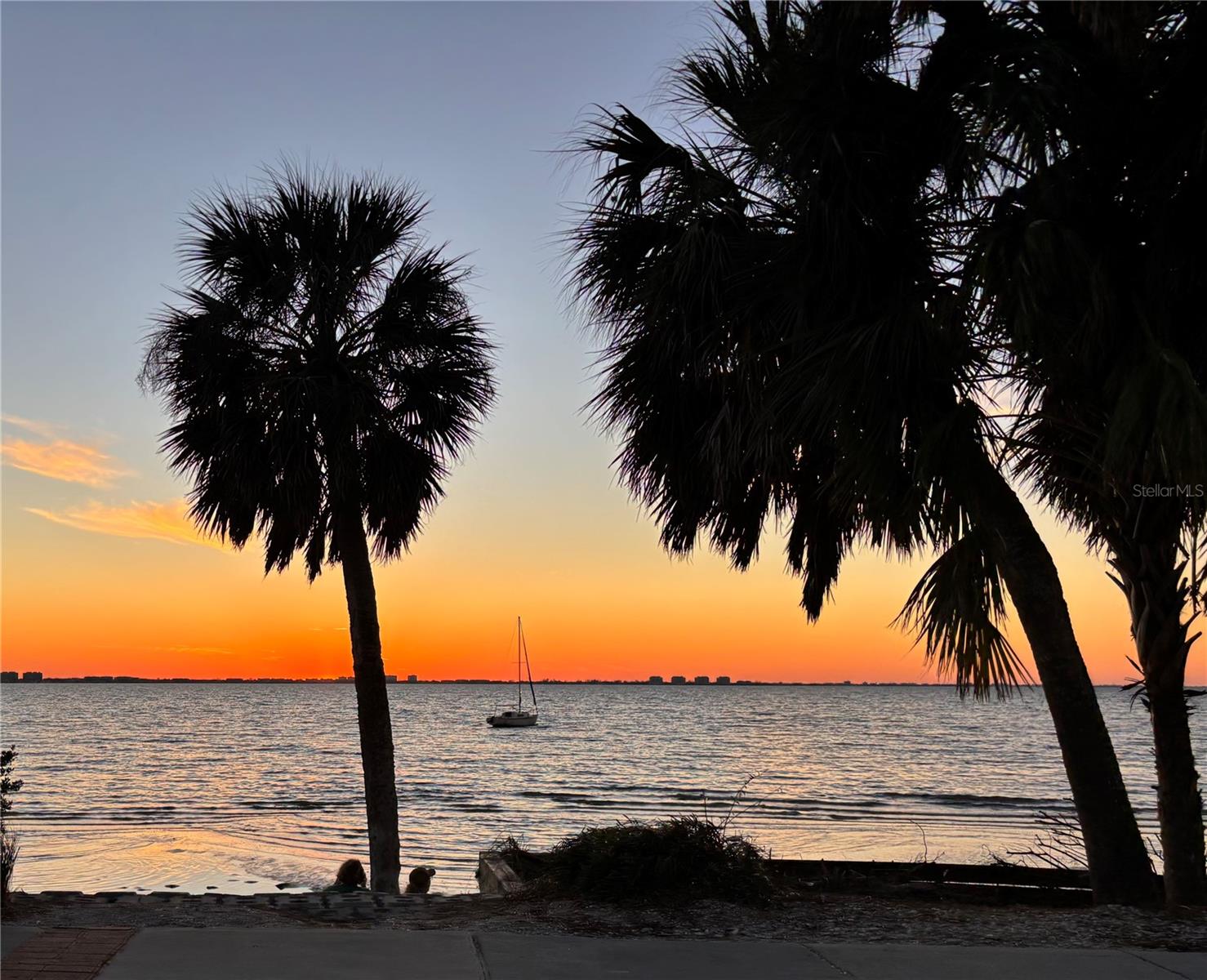 1051 INDIAN BEACH DR, SARASOTA, FL, 34234