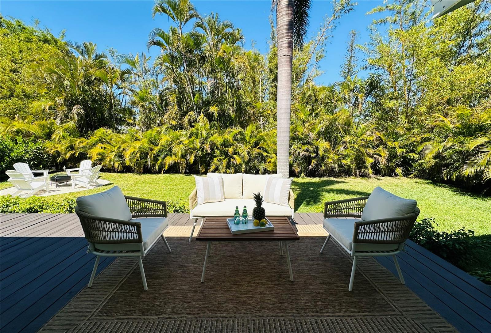1051 INDIAN BEACH DR, SARASOTA, FL, 34234