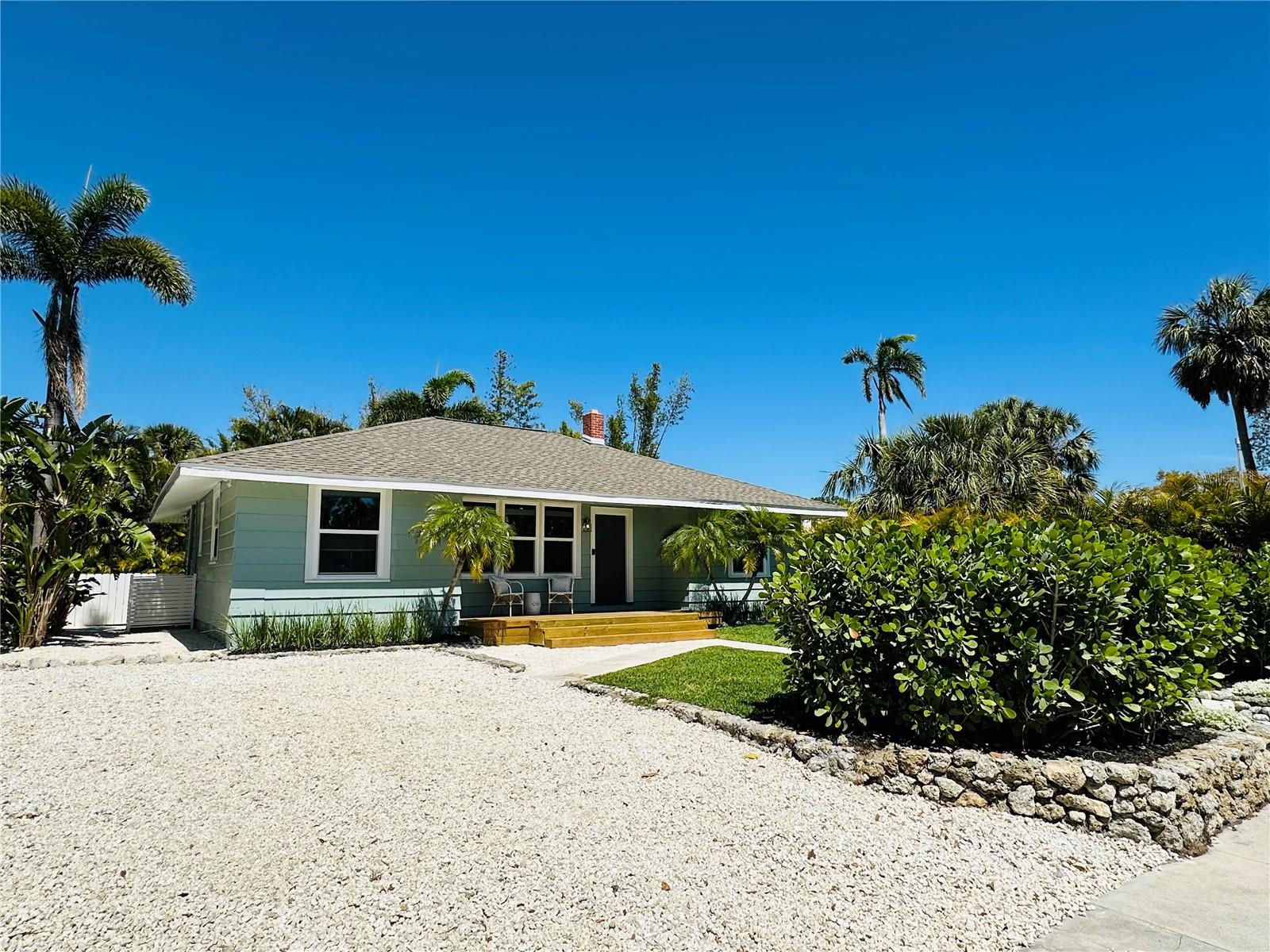 1051 INDIAN BEACH DR, SARASOTA, FL, 34234