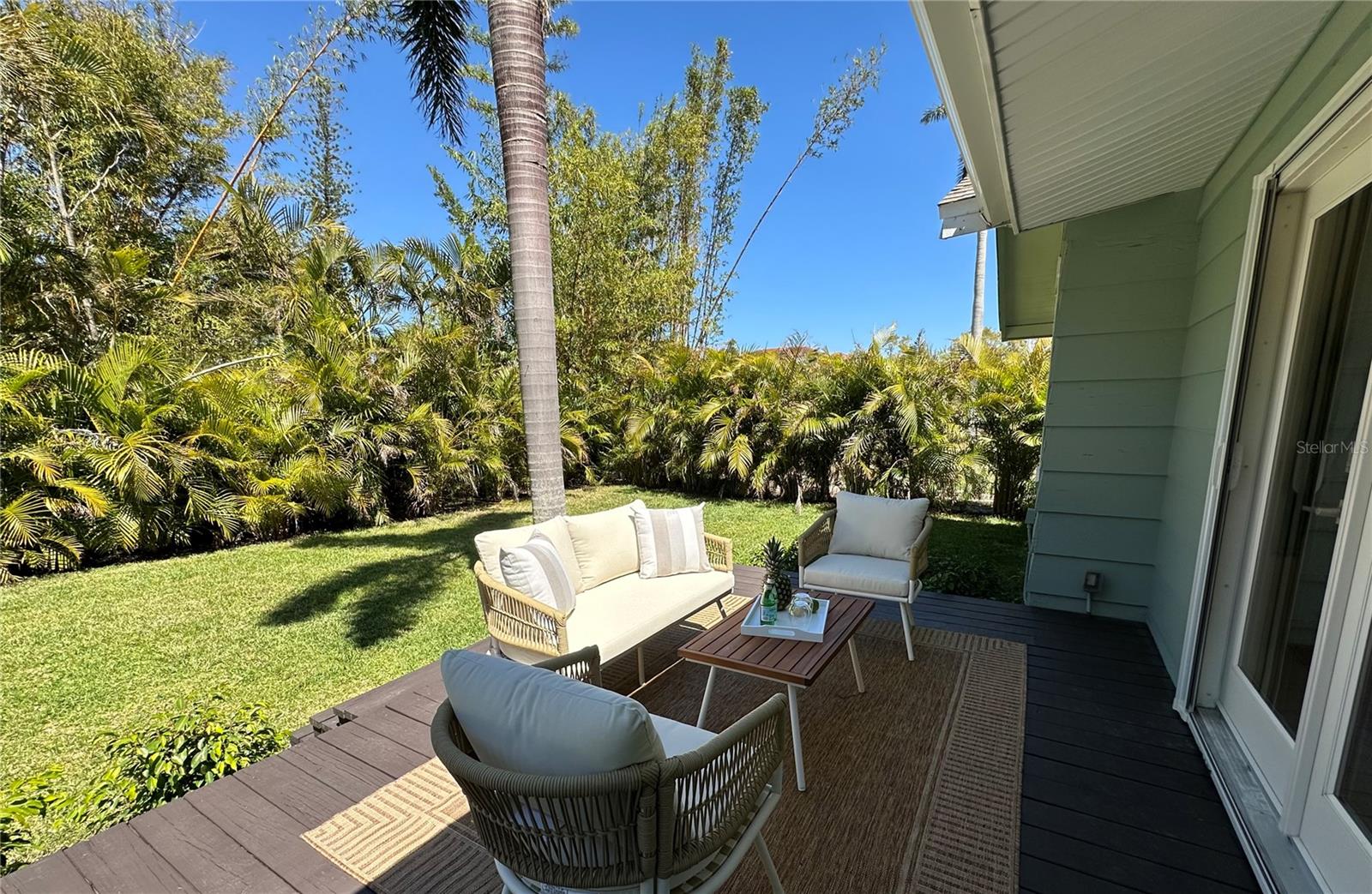 1051 INDIAN BEACH DR, SARASOTA, FL, 34234