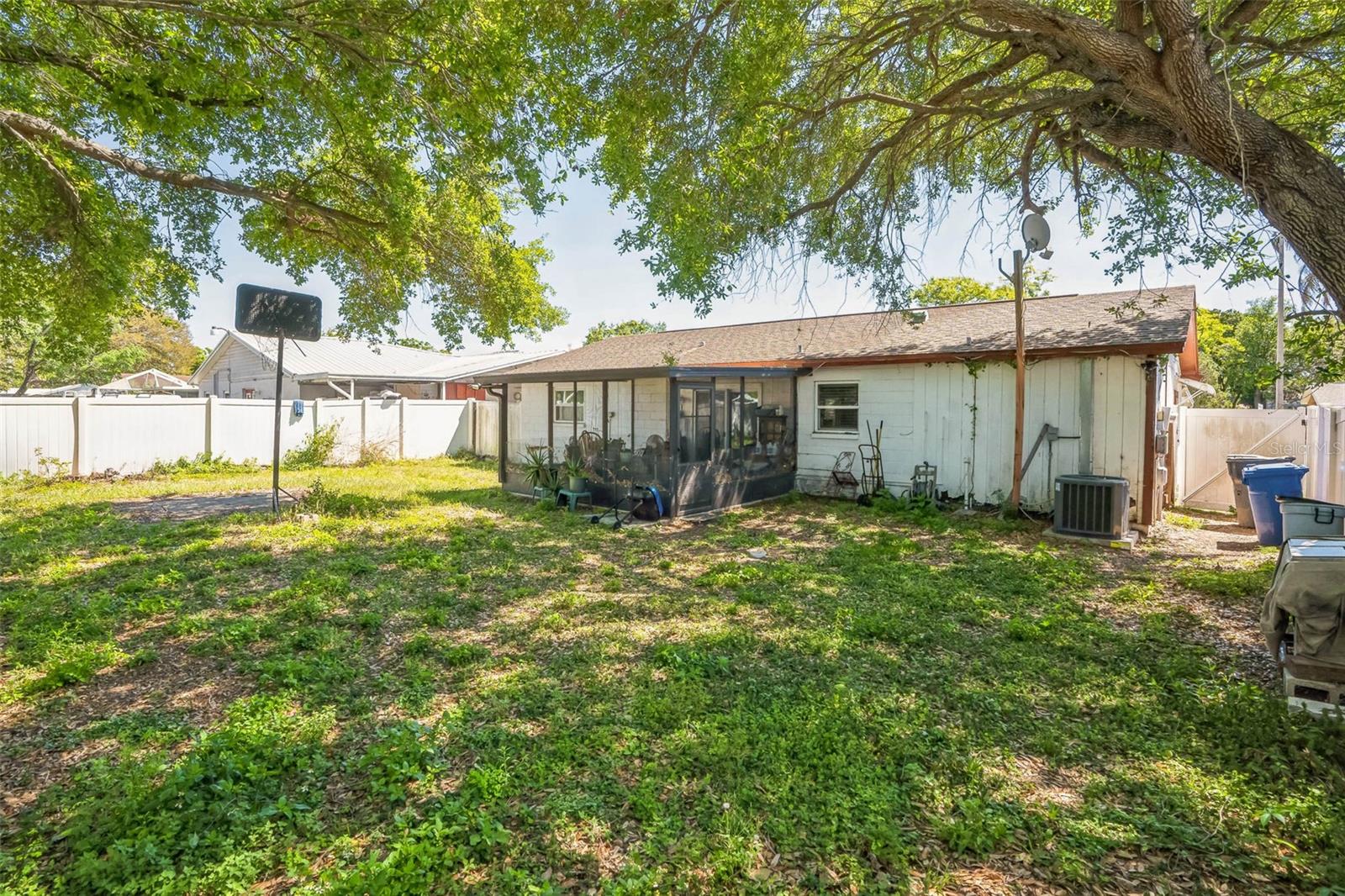 7004 24TH AVE S, TAMPA, FL, 33619