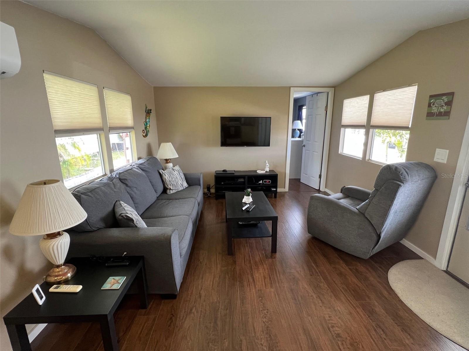 12766 SEMINOLE BLVD #101, LARGO, FL, 33778