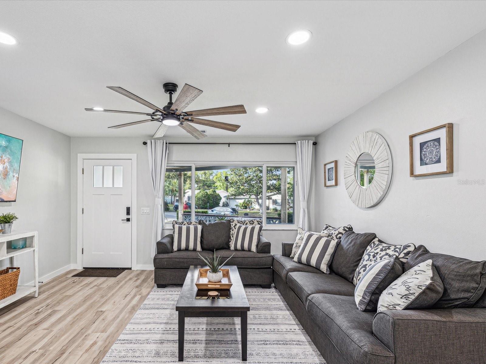 2028 PINE RIDGE DR, CLEARWATER, FL, 33763